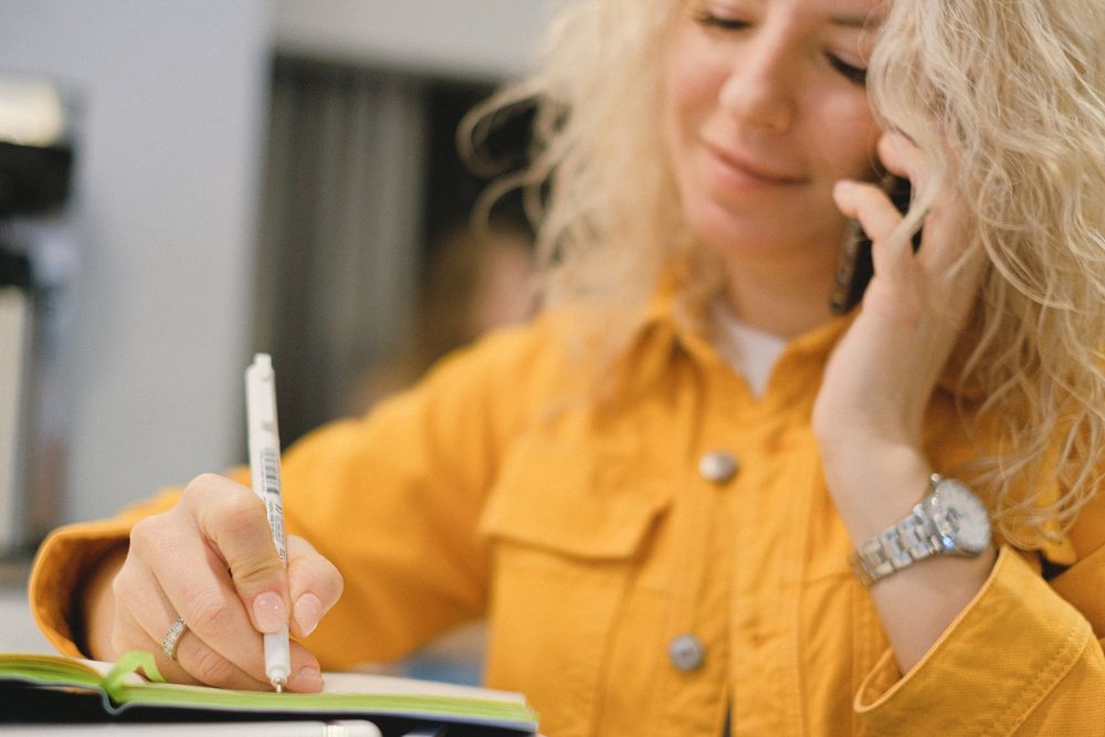Symbolbild Kurzfristige Anfragen: schnelle Terminabstimmung per Telefon